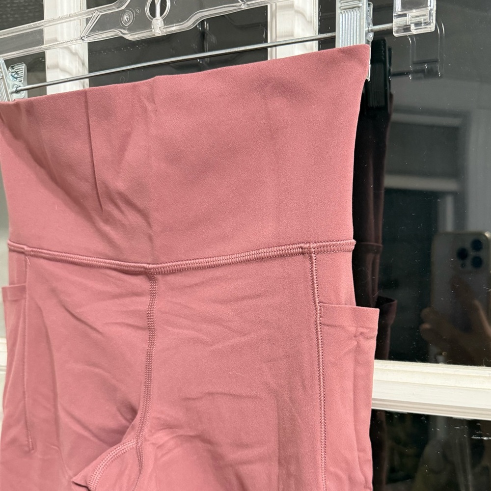 Stylish Ombre And Solid Leggings Bundle - image 5